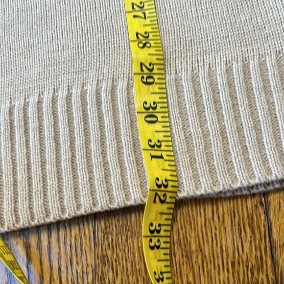 Shein sweater dress, tan, Size Small.  Great for fall weather. Cute w/leggings - Picture 10 of 10